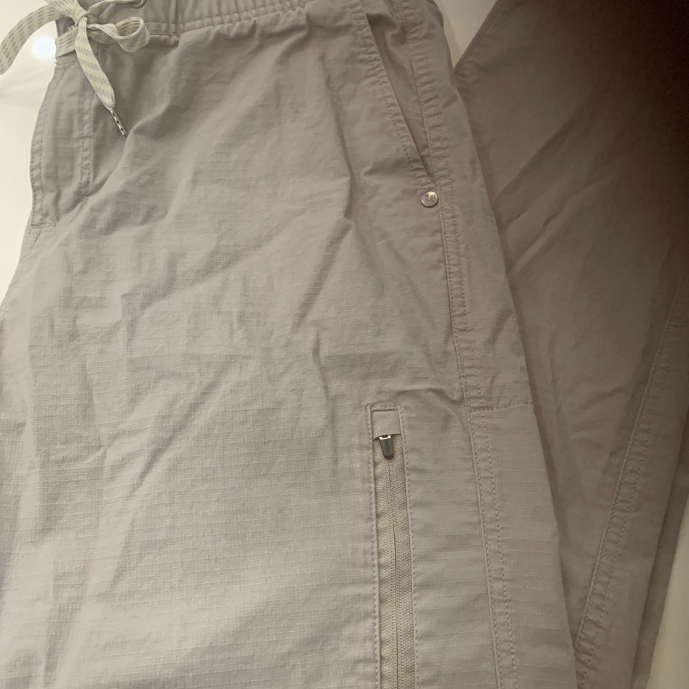 VUORI Performance Pants - Picture 3 of 11